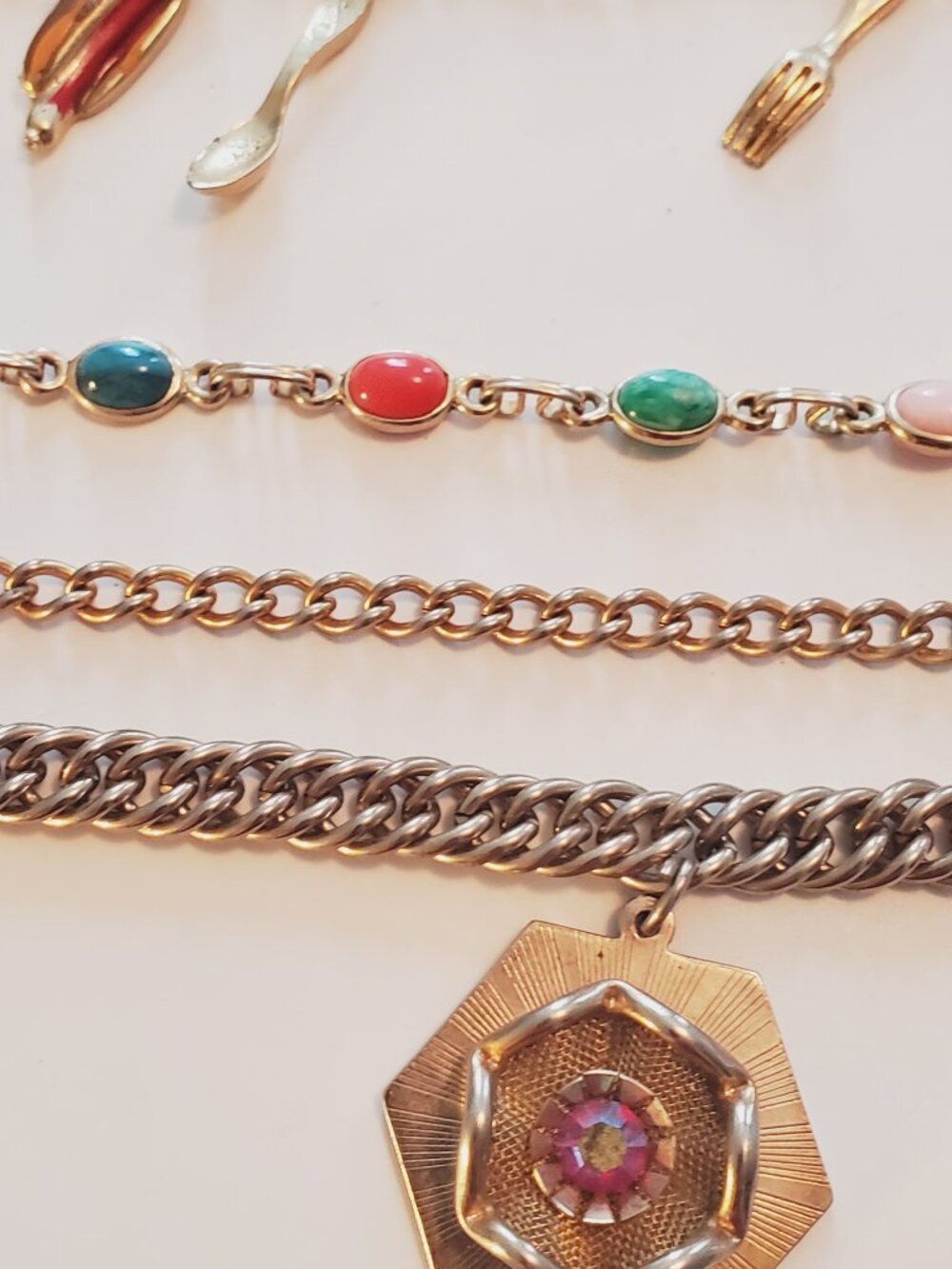 7 Bracelets, items # A-2559-2565., wt. 105 grams. - Picture 11 of 16